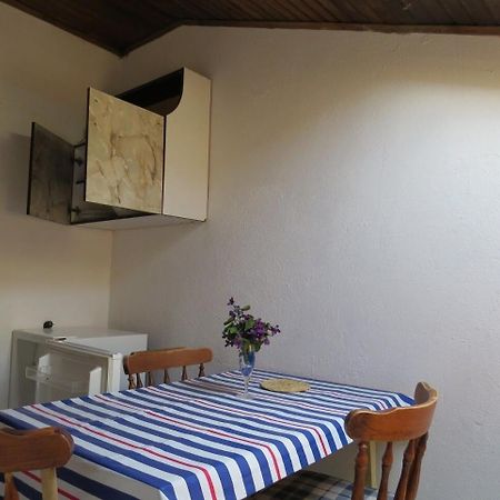 Apartment Rene Omiš Esterno foto