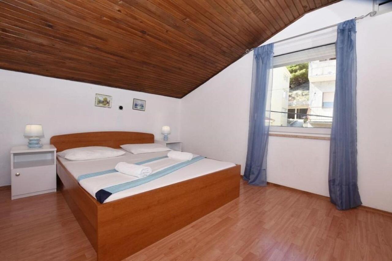 Apartment Rene Omiš Esterno foto